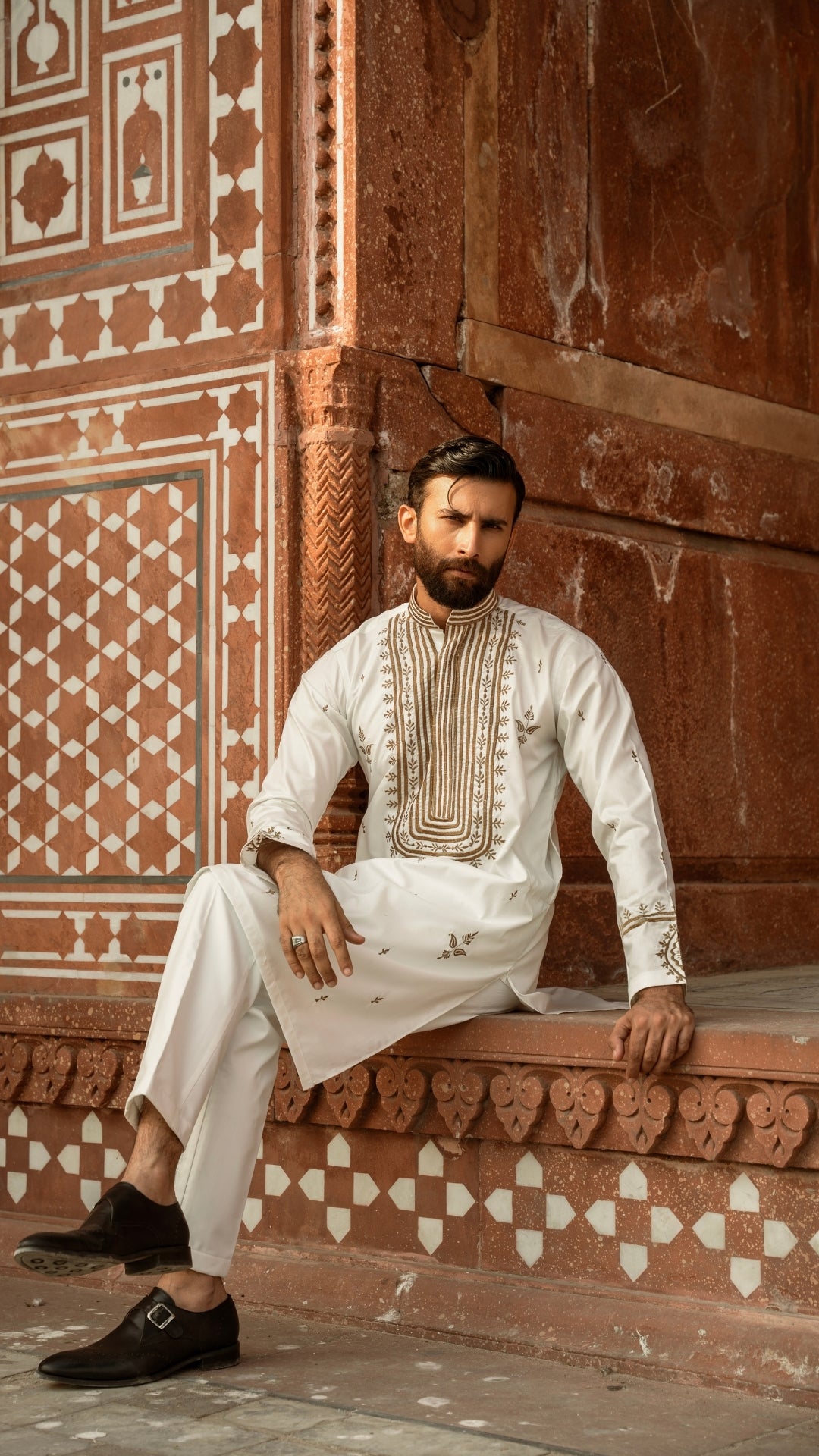 CK 734 White Chikankari Kurta For Men And Trouser