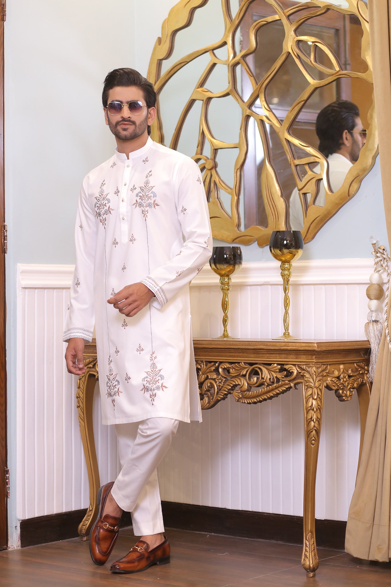 CK 717 White Kurta Pajama For Men