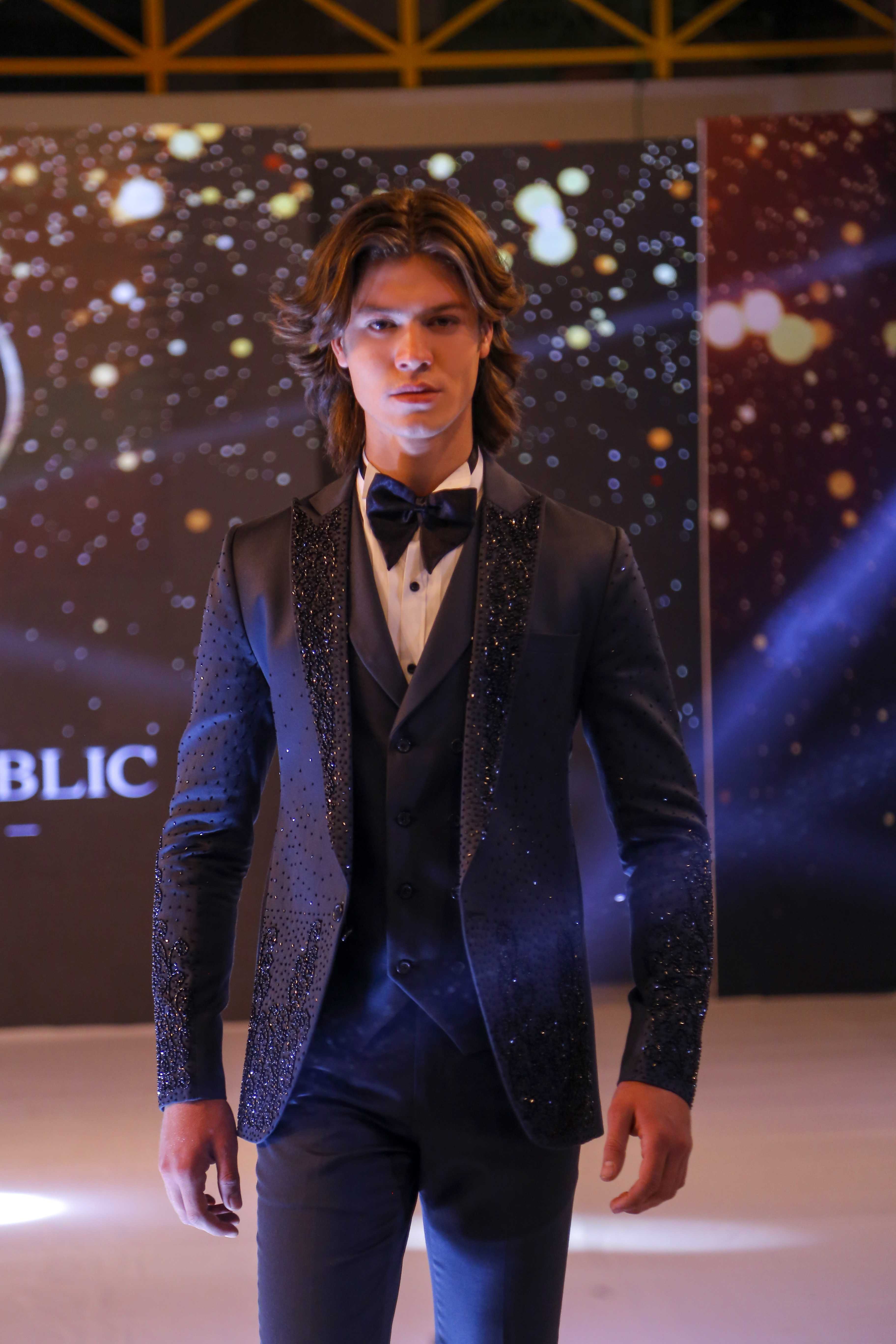 Hand Work Tuxedo For Men